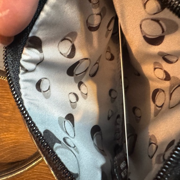 Coach Poppy Hippie bag- metallic silver- rare - Picture 5 of 8